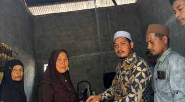 Langkah Nyata Geuchik Meunye Tujoh: Santuni Korban Laka Maut di Tengah Penantian Dana Desa