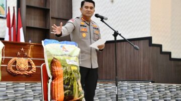 Pascabanjir, Polres Aceh Timur Bantu Petani Bangkit Lewat Penyaluran Bibit Jagung