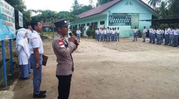 Saweu Sikula, Kanit Binmas  Polsek Idi Tunong Jadi Pembina Upacara