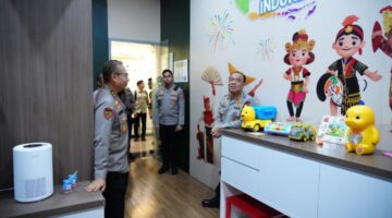 Dukung Kesejahteraan Personel, Wakapolri Komjen Pol. Dedi Prasetyo Cek Fasilitas Daycare Mabes Polri