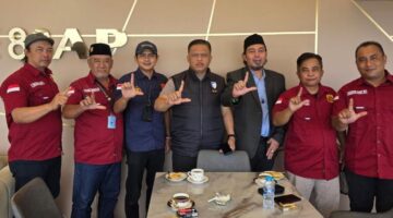 Agus Flores Serahkan Undangan kepada Kakorlantas Polri untuk Hadiri Sholawat Akbar Hari Bhayangkara ke-80 di Banyuwangi