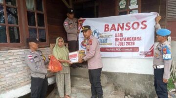 Polsek Peureulak Timur Wujudkan Tema “Polri untuk Masyarakat” melalui Bansos HUT Bhayangkara Ke-80