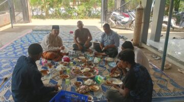 Tgk Muhammad Yunus Takziah ke Rumah Duka di Gampong Grong-Grong