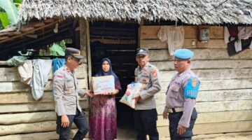 Menyambut HUT Bhayangkara Ke-80, Polsek Banda Alam Hadirkan Kepedulian Lewat Bansos