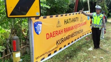 Polantas Aceh Timur Perkuat Edukasi Keselamatan di Jalur Rawan Kecelakaan