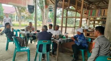 Saweu Keude Kopi, Jadi Ruang Strategi Kapolsek Idi Tunong Merawat Kepercayaan Publik