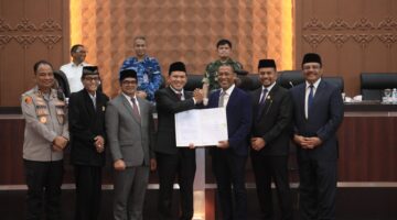 Semua Fraksi DPRA Setujui Pertanggungjawaban APBA 2025, Dek Fadh Janji Tindaklanjuti Rekomendasi BPK