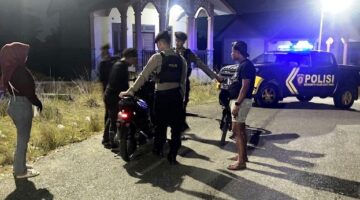 Patroli Dini Hari Personel Satsamapta Polres Aceh Timur Tutup Celah Kejahatan