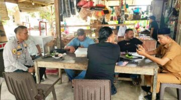Saweu Keude Kopi, Kapolsek Idi Tunong Ajak Warga Waspadai Hoaks dan Narkoba