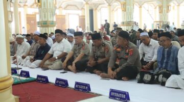 Polisi Bersama Masyarakat, Kapolres Aceh Utara Jumat Keliling di Masjid Raya Pase Kota Panton Labu