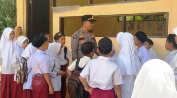 Kapolsek Idi Tunong Sosialisasikan Pencegahan Bullying Lewat Program Saweu Sikula