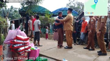 Respons Cepat Bupati Aceh Tamiang, Armia Pahmi, Perkuat Keluarga Korban Rumah Tertimpa Pohon