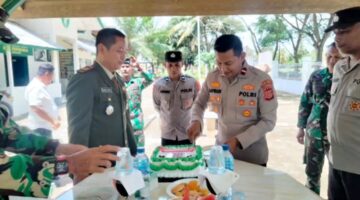 Kejutan HUT TNI ke-81, Kapolsek Nibong Datangi Koramil 24 Sinergitas TNI-Polri Bukan Sekedar Seremonial