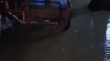 WASPADA! Debit Sungai Hulu Lokop Dan Lesten Terus Merangkak Naik, Air Mulai Memasuki Permukiman Pante Kera